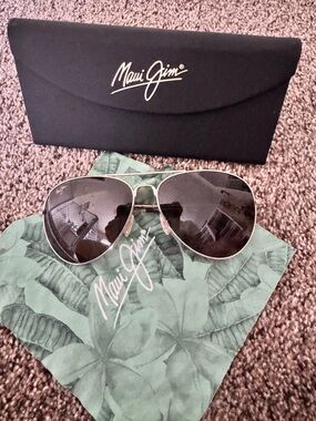 Maui Jim Aviator Sunglasses